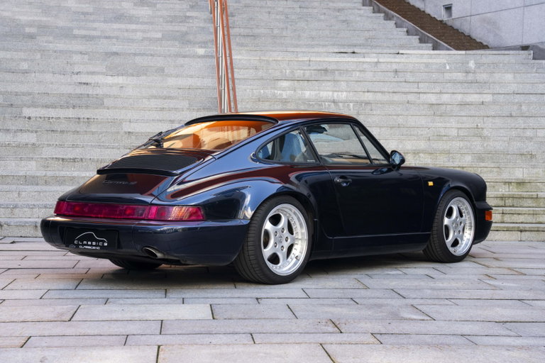 Porsche 964 Carrera 4