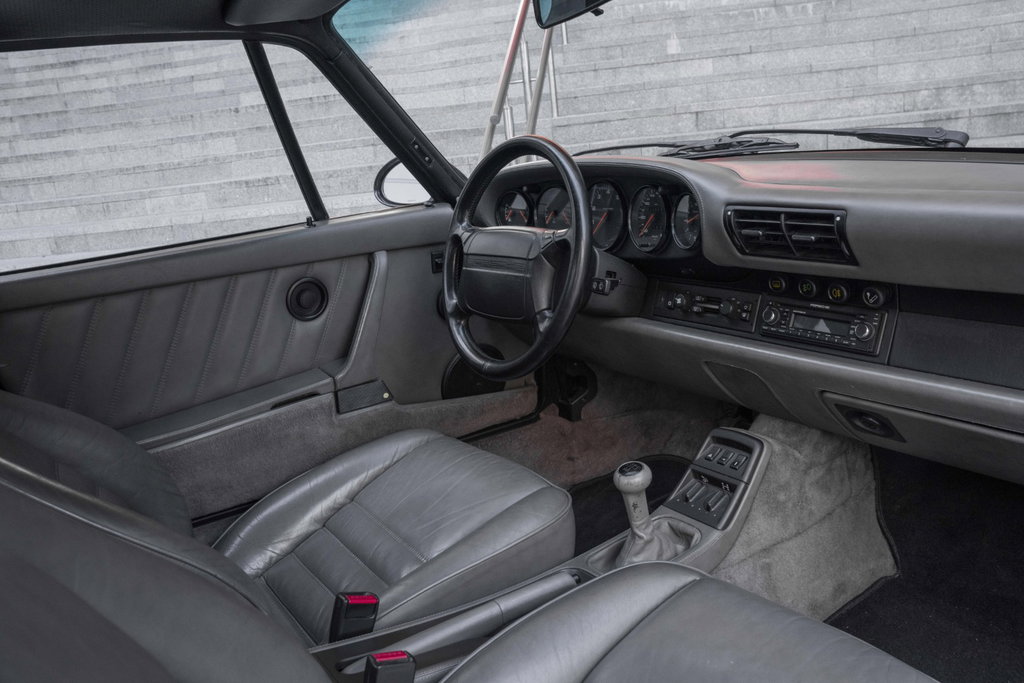 Porsche 964 Carrera 4