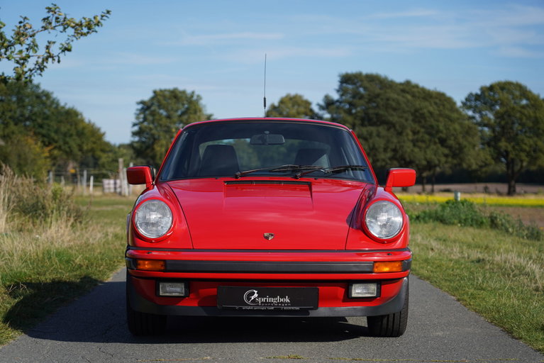 Porsche 911 Carrera 3.2