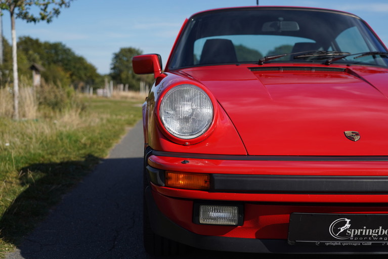 Porsche 911 Carrera 3.2