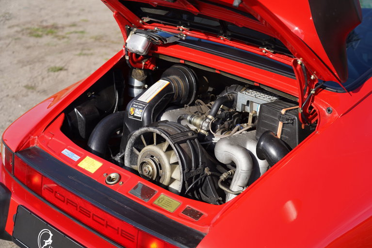 Porsche 911 Carrera 3.2