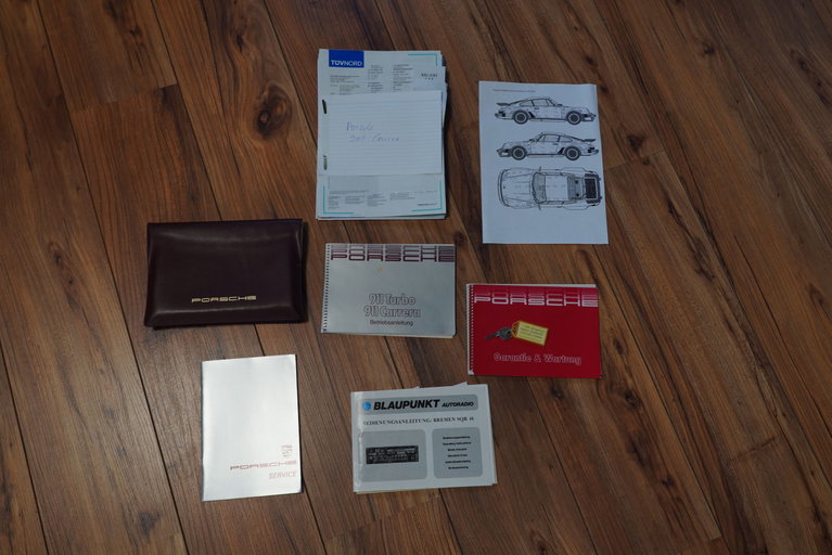 Porsche 911 Carrera 3.2