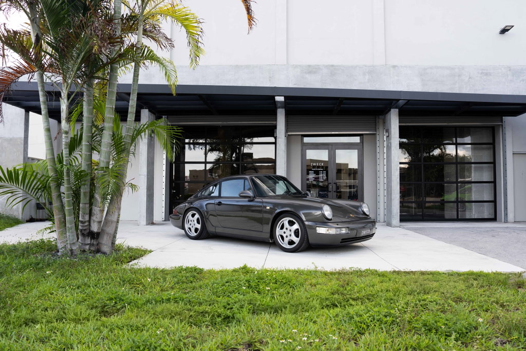 Porsche 964 Carrera 4