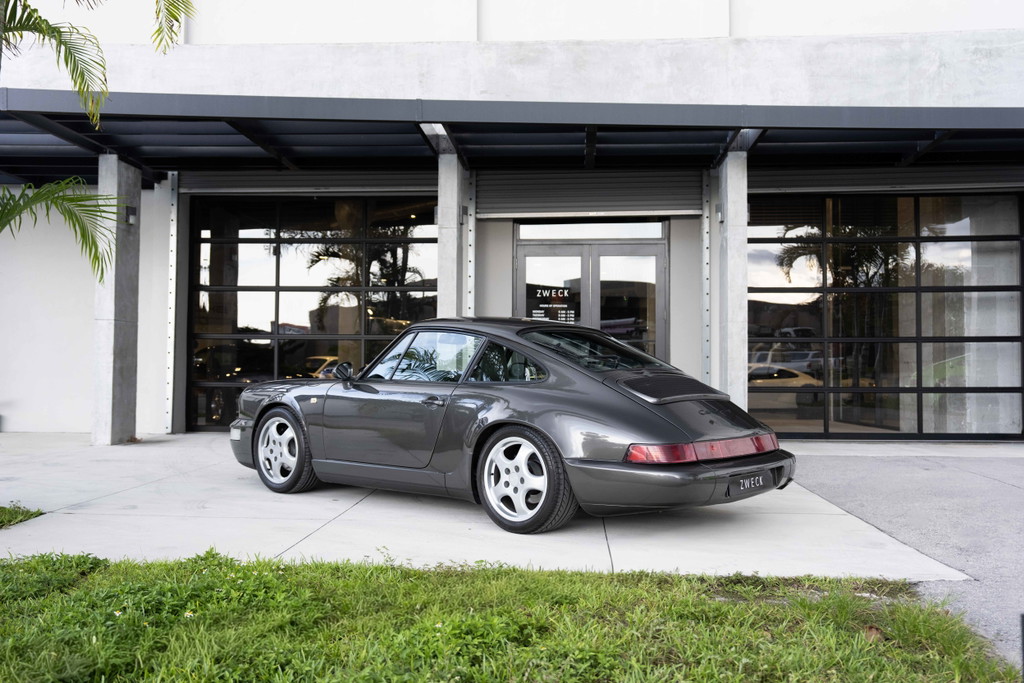 Porsche 964 Carrera 4