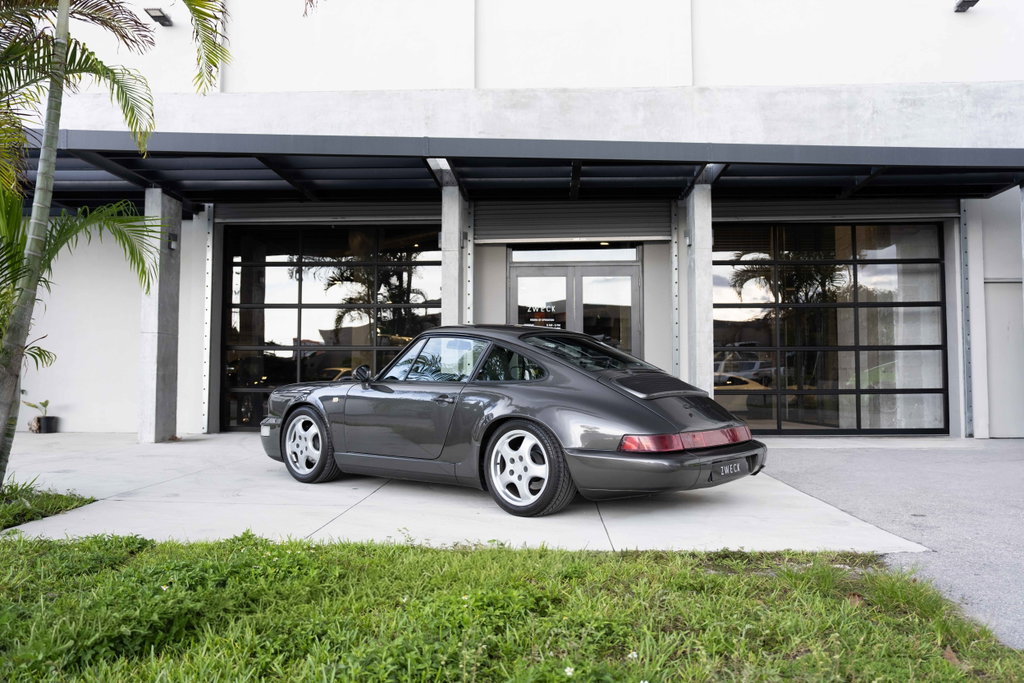 Porsche 964 Carrera 4