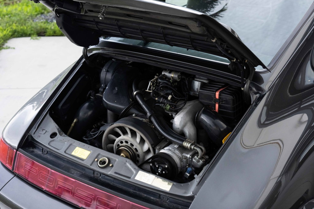 Porsche 964 Carrera 4