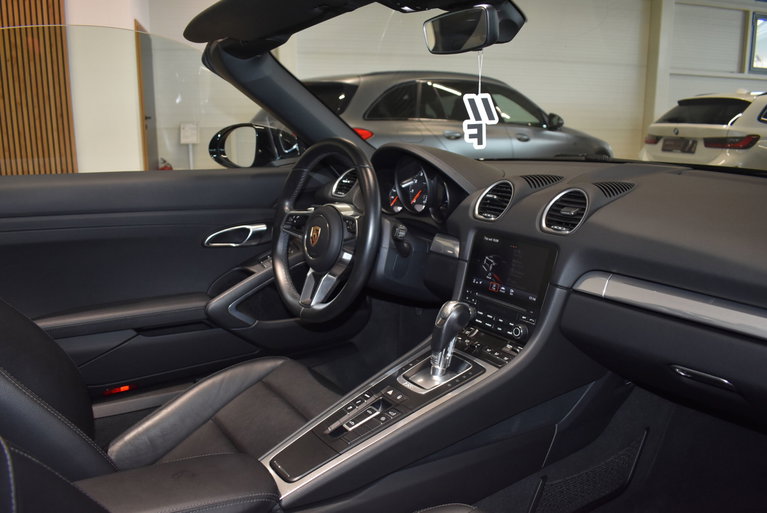 Porsche 718 Boxster