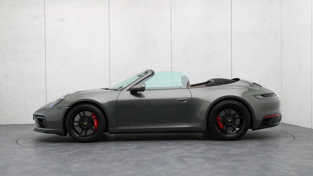 Porsche 992 Carrera GTS