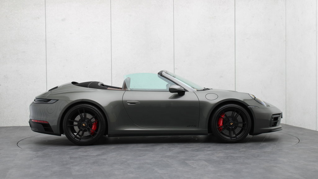 Porsche 992 Carrera GTS