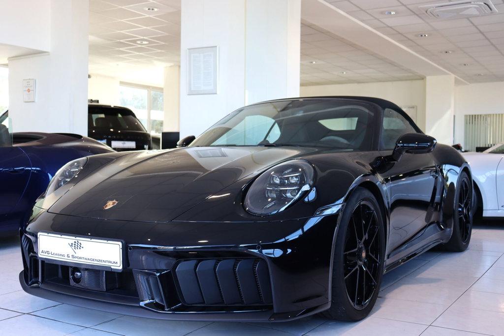 Porsche 992.2 Carrera 4 GTS