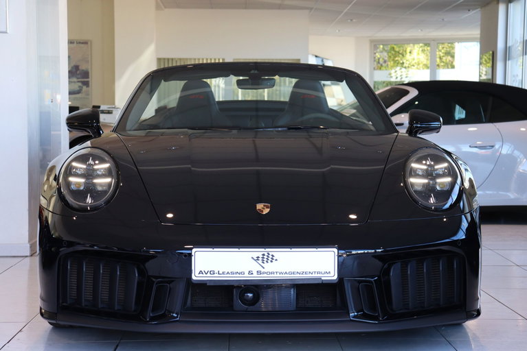 Porsche 992.2 Carrera 4 GTS