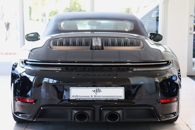 Porsche 992.2 Carrera 4 GTS