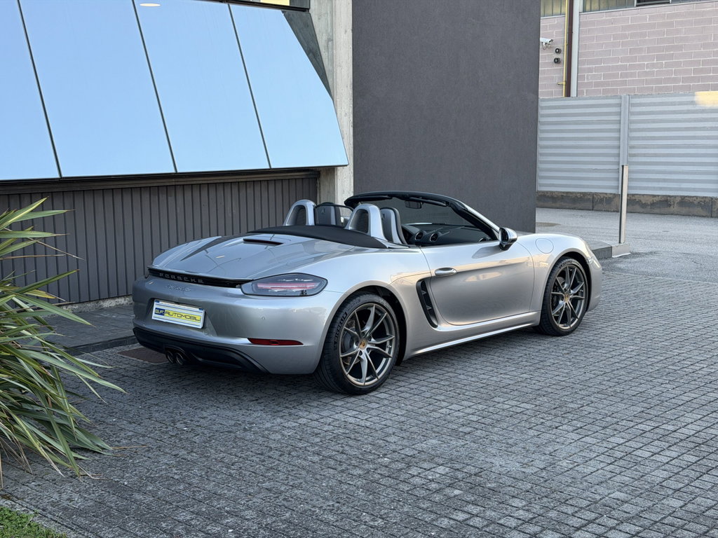 Porsche 718 Boxster