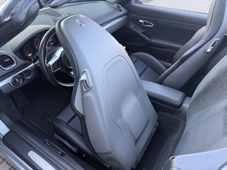 Porsche 718 Boxster