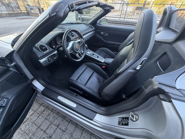 Porsche 718 Boxster