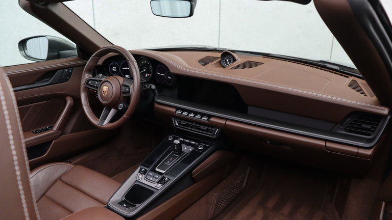 Porsche 992 Carrera GTS