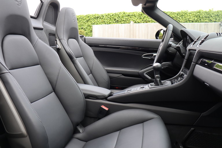 Porsche 718 Boxster Style Edition