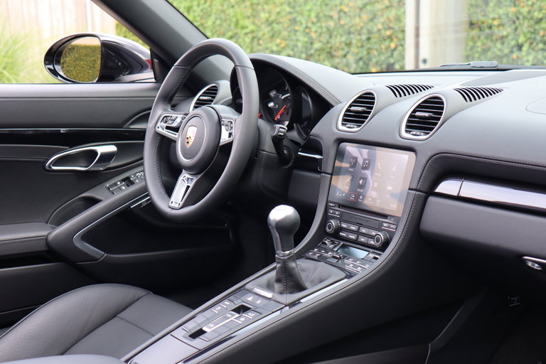 Porsche 718 Boxster Style Edition