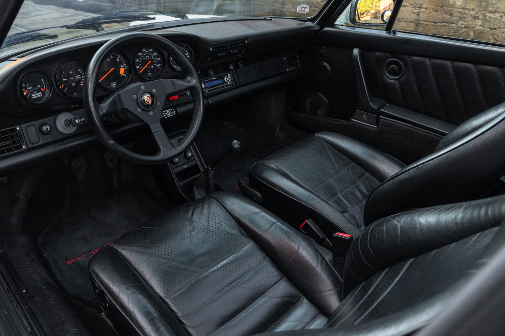 Porsche 911 Carrera 3.2