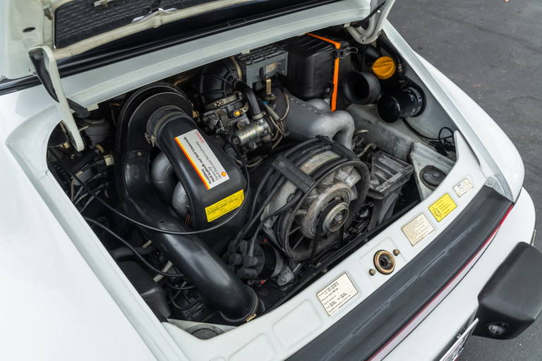 Porsche 911 Carrera 3.2