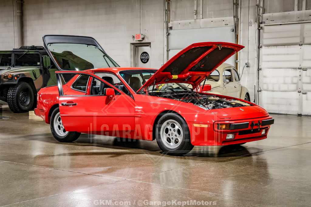 Porsche 944 Coupé