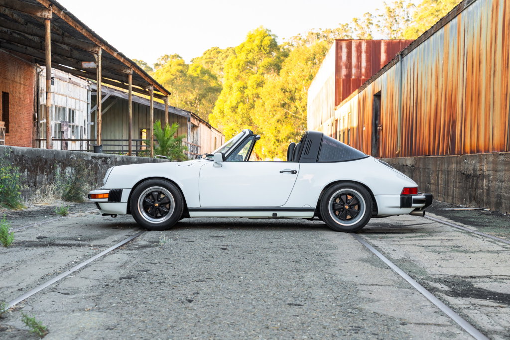 Porsche 911 Carrera 3.2