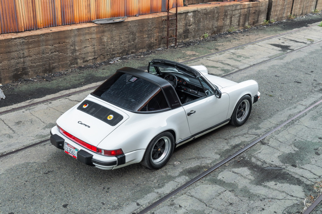 Porsche 911 Carrera 3.2