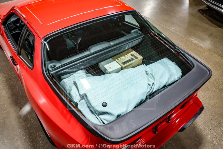 Porsche 944 Coupé