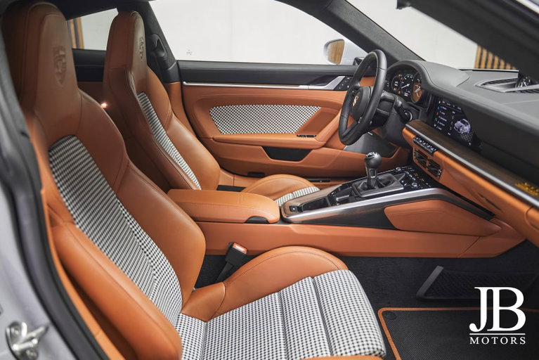 Porsche 992 Sport Classic