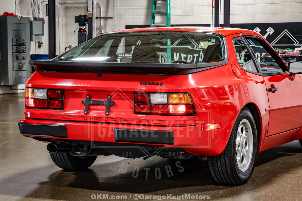 Porsche 944 Coupé