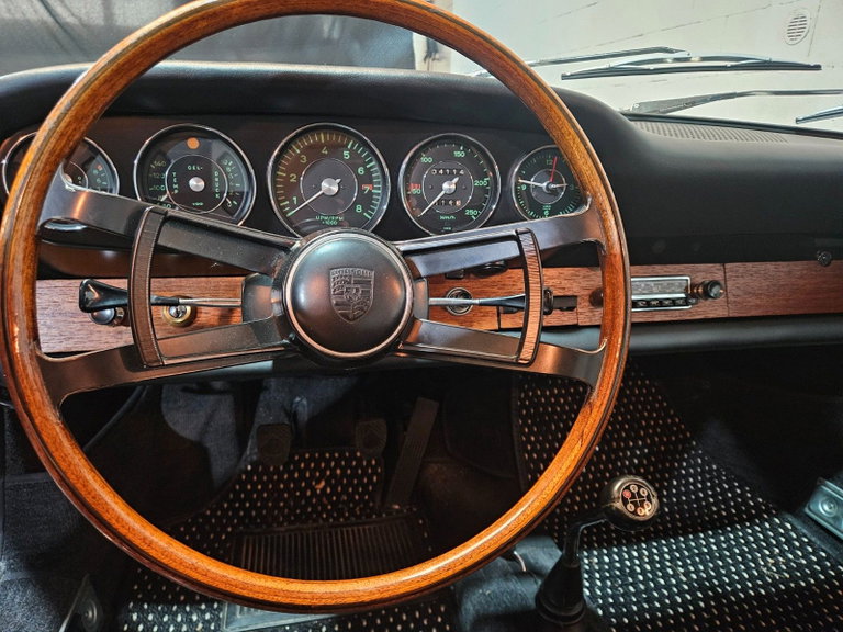 Porsche 911 (F-Modell)
