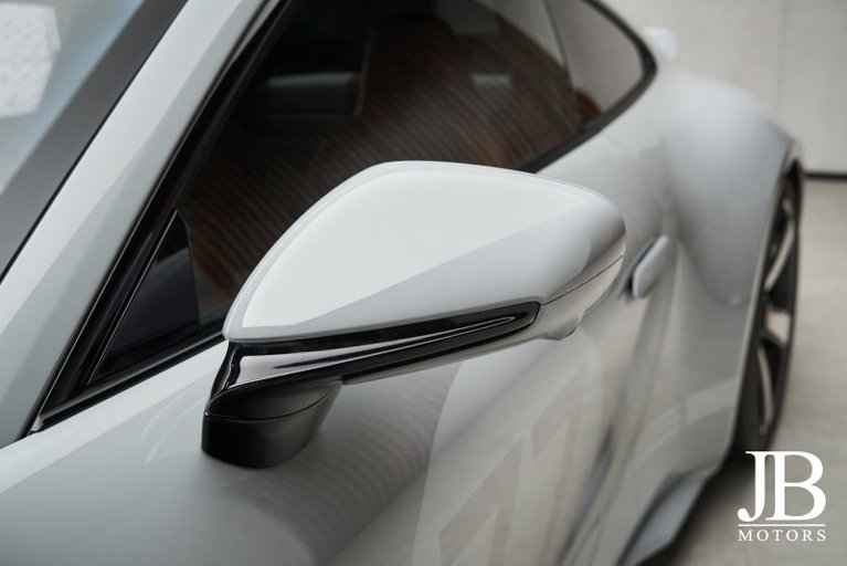 Porsche 992 Sport Classic