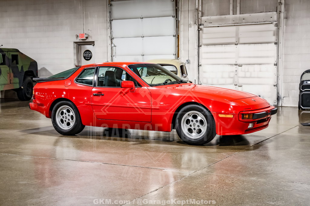 Porsche 944 Coupé