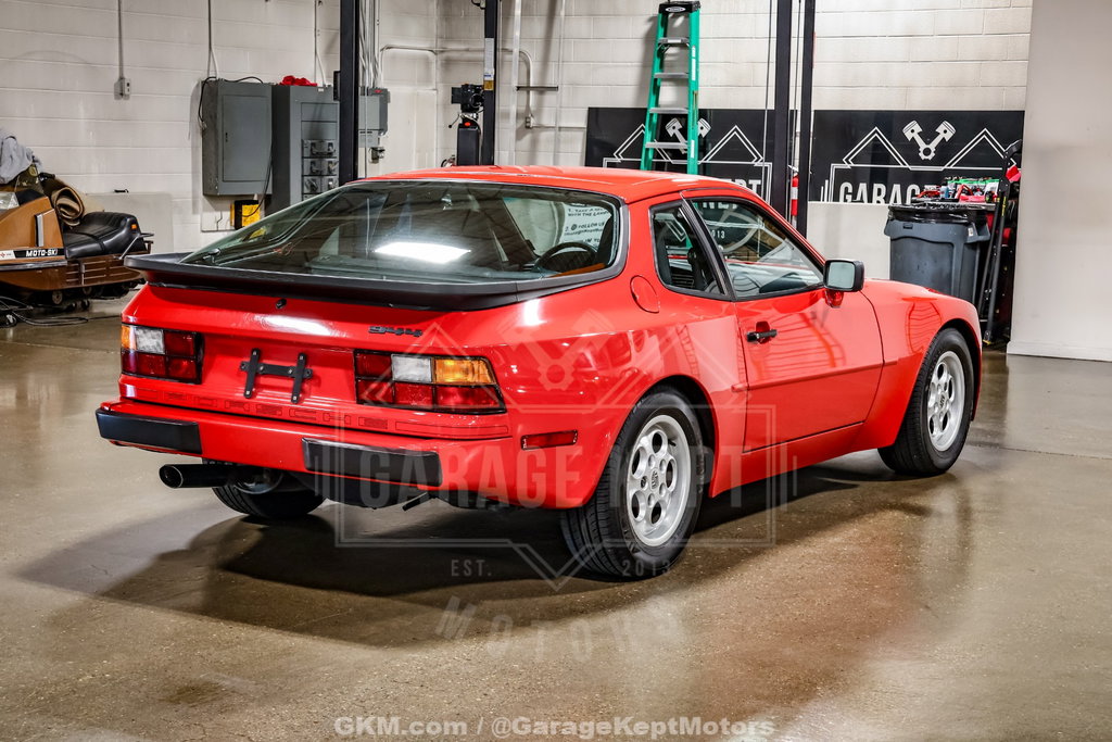 Porsche 944 Coupé