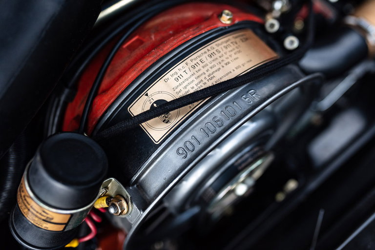 Porsche 911 S (F-Modell)