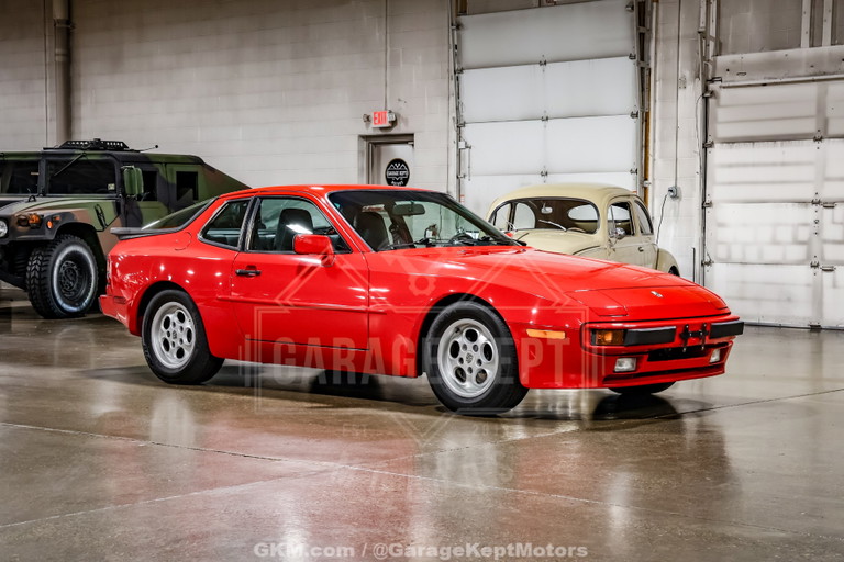 Porsche 944 Coupé