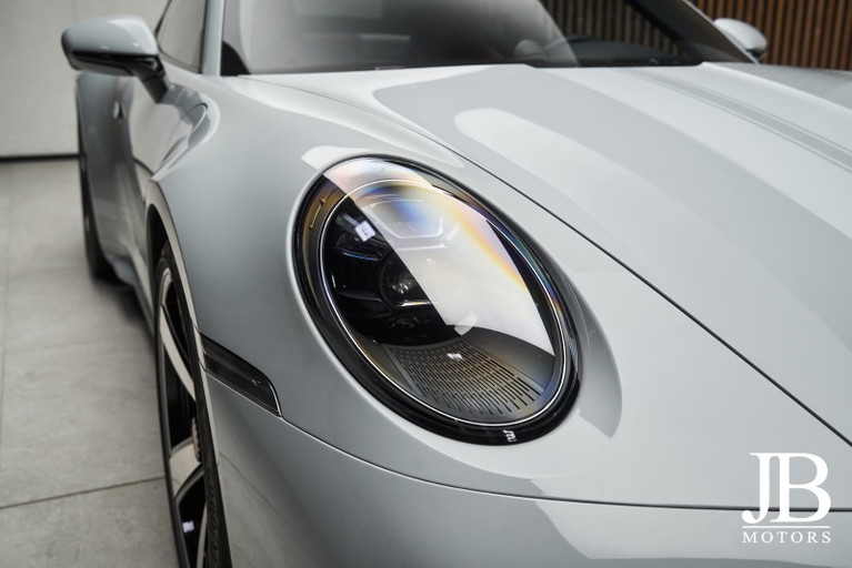 Porsche 992 Sport Classic
