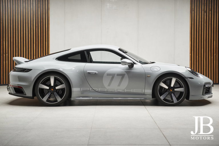 Porsche 992 Sport Classic