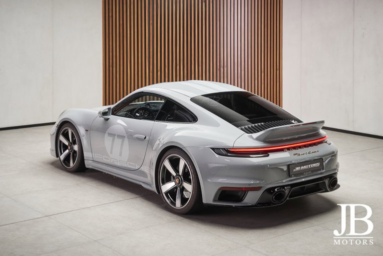 Porsche 992 Sport Classic