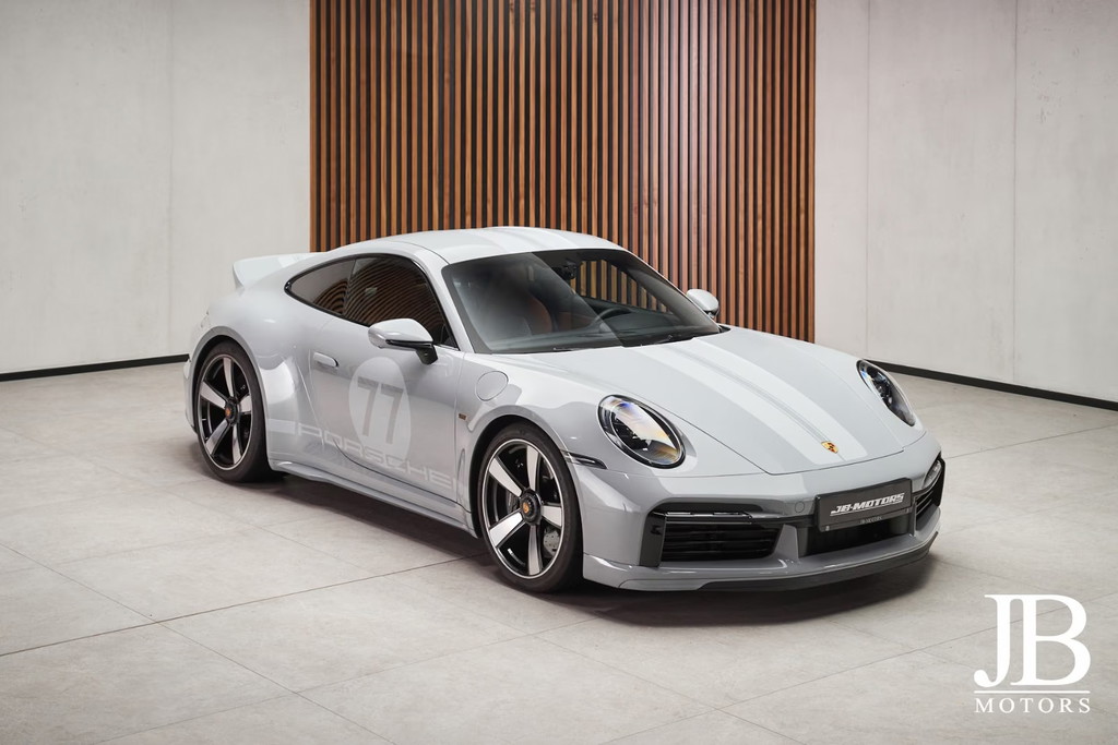 Porsche 992 Sport Classic