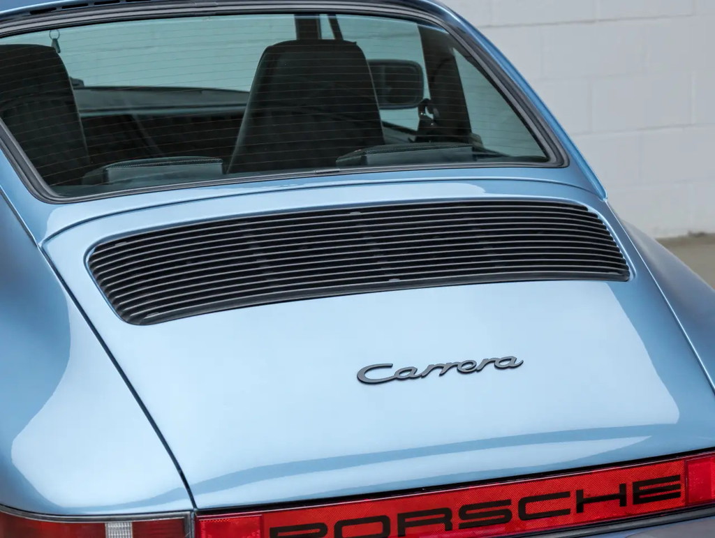 Porsche 911 Carrera 3.2