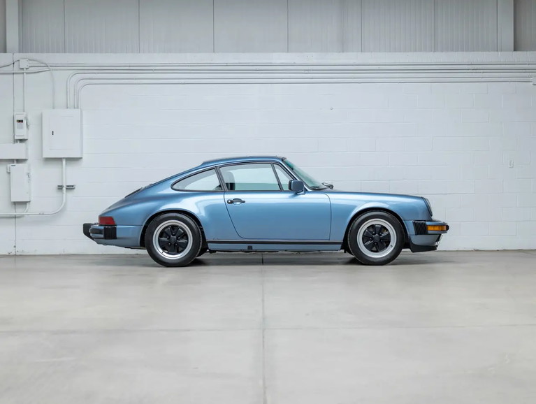 Porsche 911 Carrera 3.2
