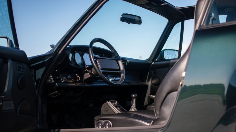 Porsche 964 Carrera 4