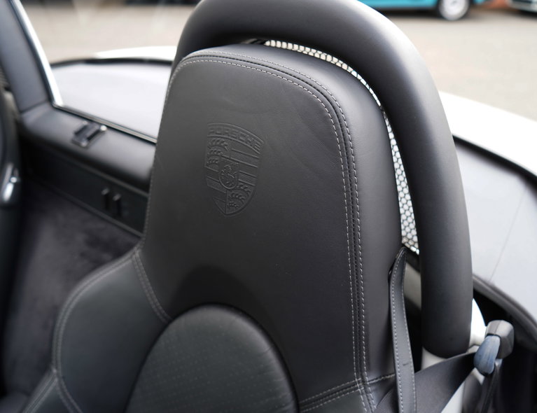 Porsche 987 Boxster S “Porsche Design Edition 2”