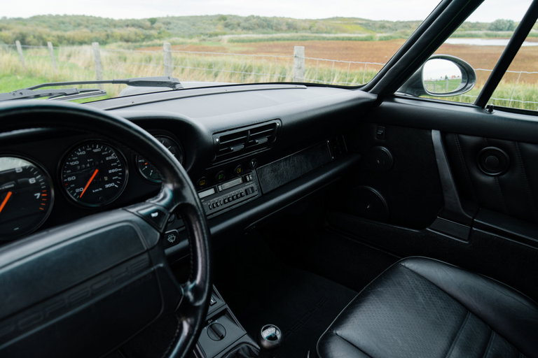 Porsche 964 Carrera 2