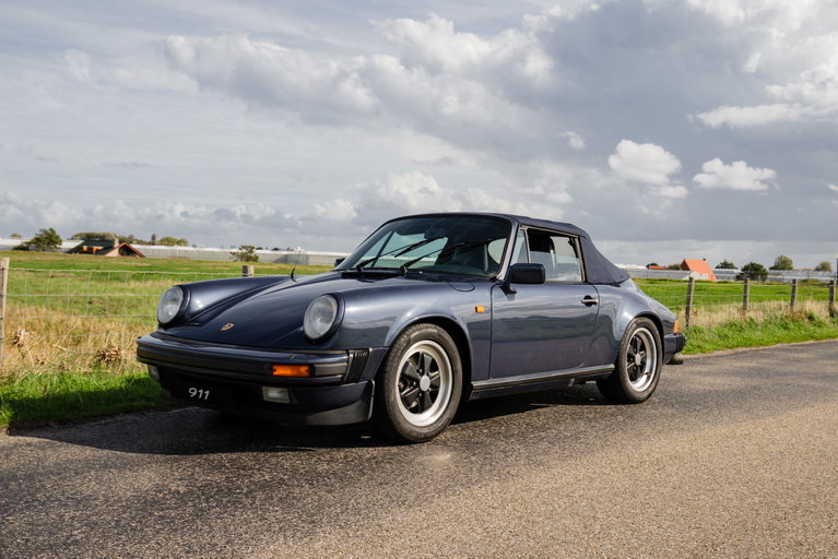 Porsche 911 Carrera 3.2