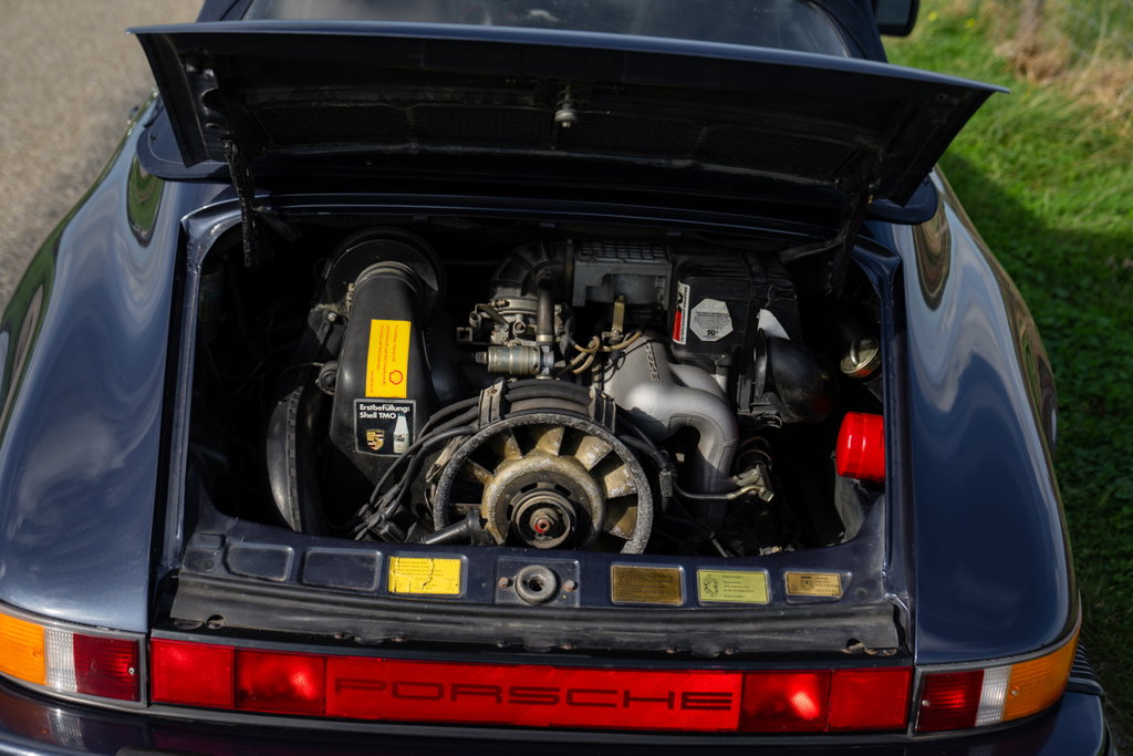 Porsche 911 Carrera 3.2