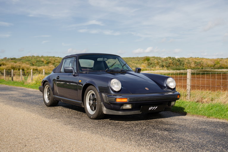 Porsche 911 Carrera 3.2
