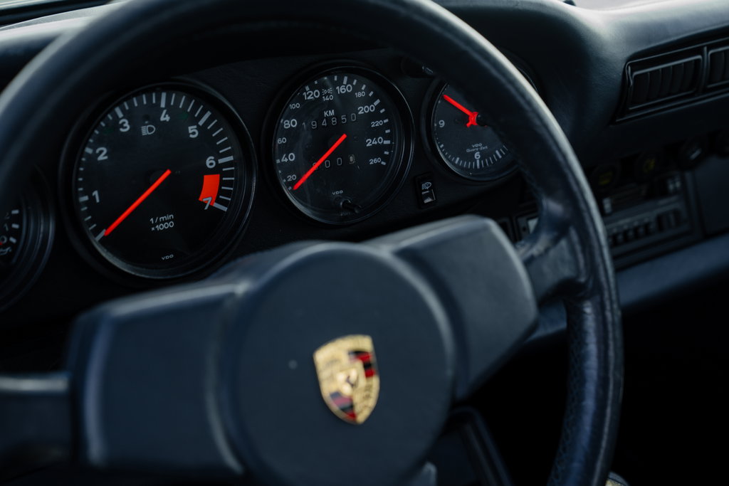 Porsche 911 Carrera 3.2