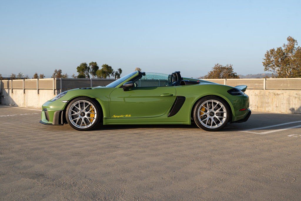 Porsche 718 Spyder RS